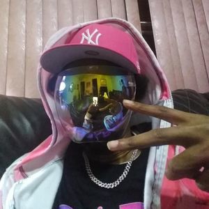 Meet your Posher, Cameron grimm lock